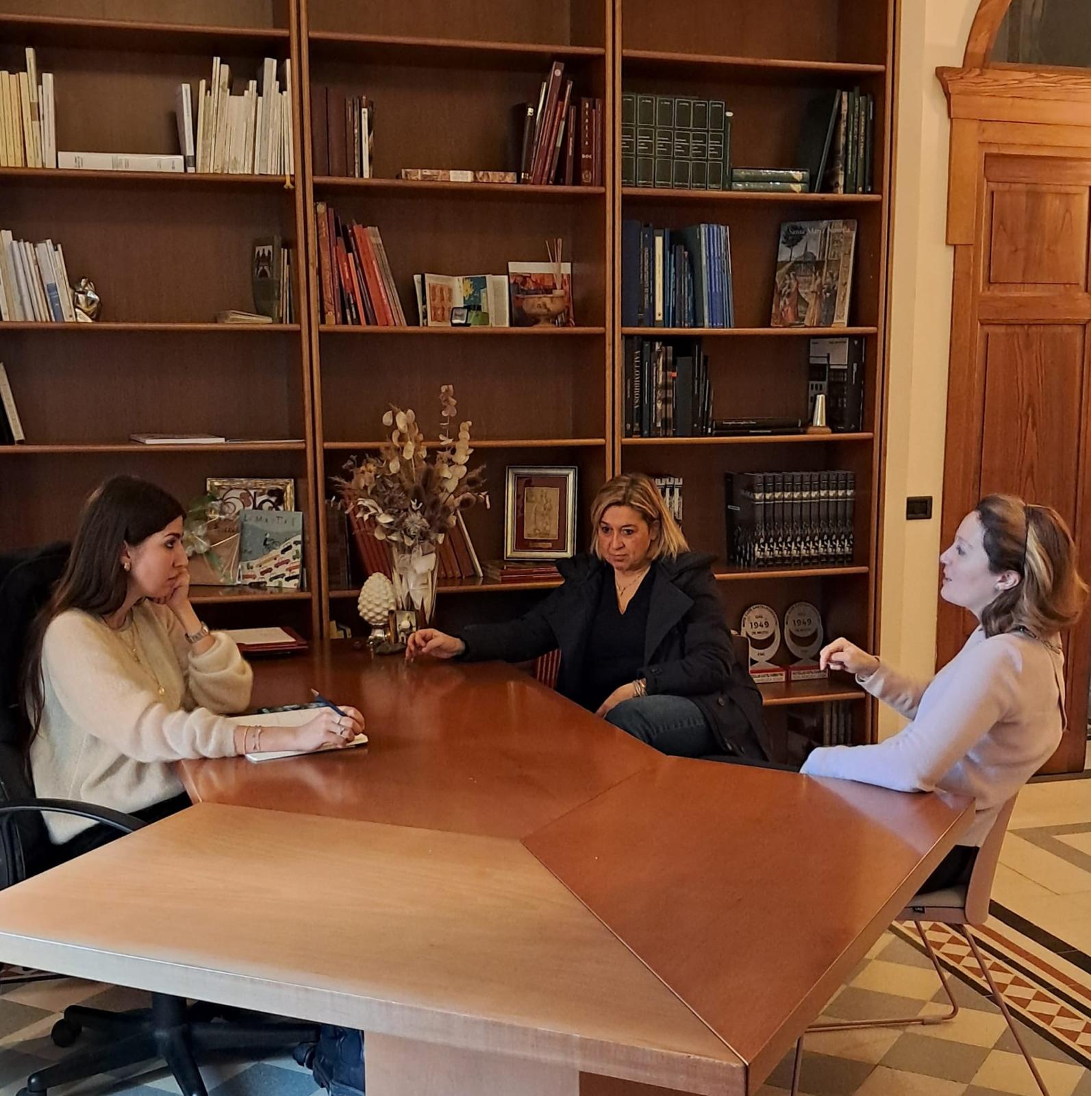  L'incontro della Sindaca Giannì e dell'Assessora Parisi con Chiara Niccoli