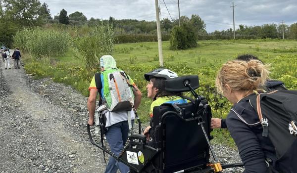una delle Joelette utilizzate da Toscana Hiking Experience