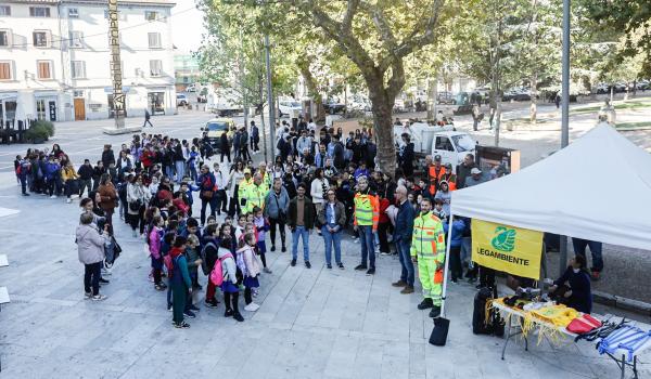 alcune immagini della raccolta a Castelfiorentino